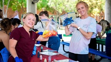 Arizona students at tie-dye event.