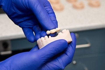 Dental Mold Created by 3D Printing. College of Dental Medicine-Illinois