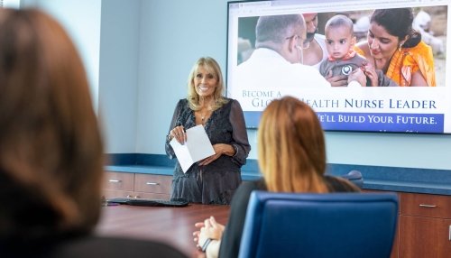 Nursing presentation with faculty members